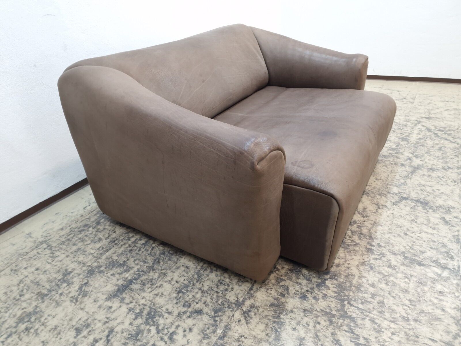 De Sede DS ds 47 Designersofa Ledersofa Desede Neckleder Dickes LederCouch #0361-De Sede-JSFurniture