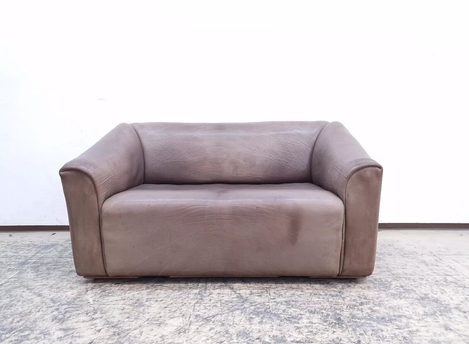 De Sede DS ds 47 Designersofa Ledersofa Desede Neckleder Dickes LederCouch #0566-De Sede-JSFurniture