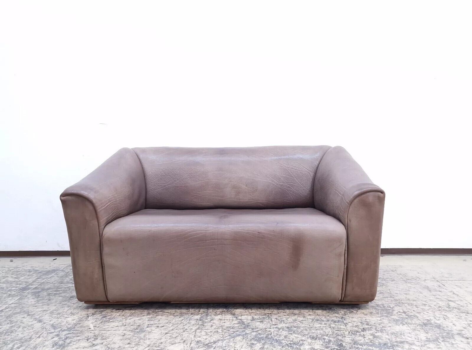 De Sede DS ds 47 Designersofa Ledersofa Desede Neckleder Dickes LederCouch #0566-De Sede-JSFurniture