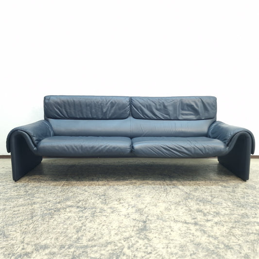 {{ product_title }} – {{ product_type }} von JS Furniture, Designer-Möbel gebraucht.