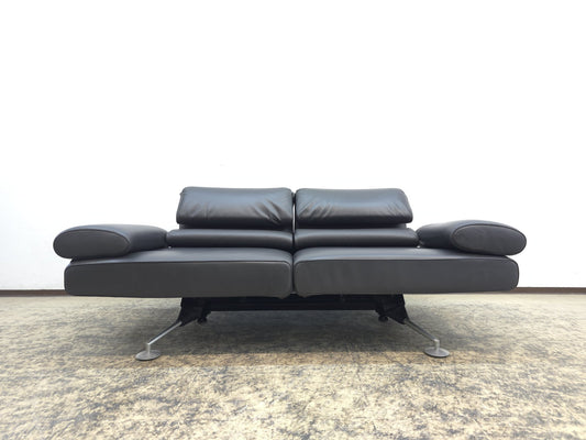 {{ product_title }} – {{ product_type }} von JS Furniture, Designer-Möbel gebraucht.