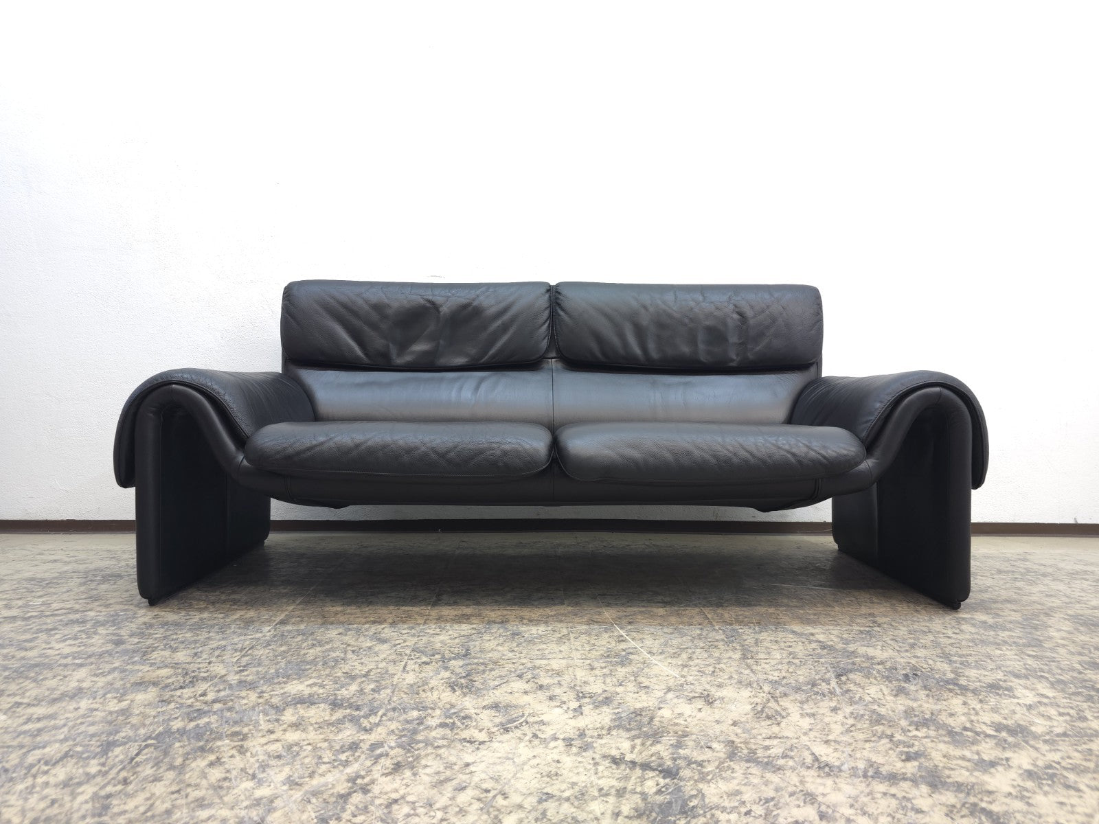 De Sede ds 2011 Designersofa Ledersofa Couch Desede Zweisitzer Schwarz-De Sede-JSFurniture