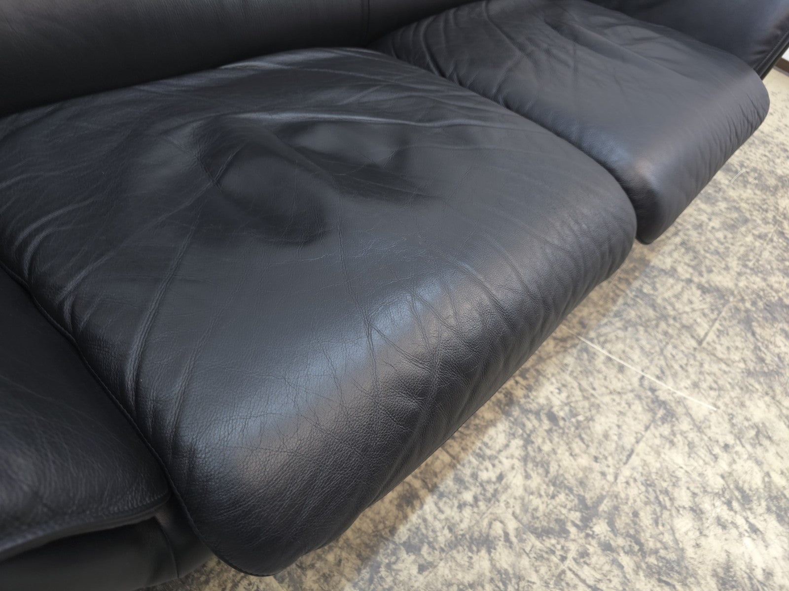 De Sede ds 2011 Designersofa Ledersofa Couch Desede Zweisitzer Schwarz-De Sede-JSFurniture