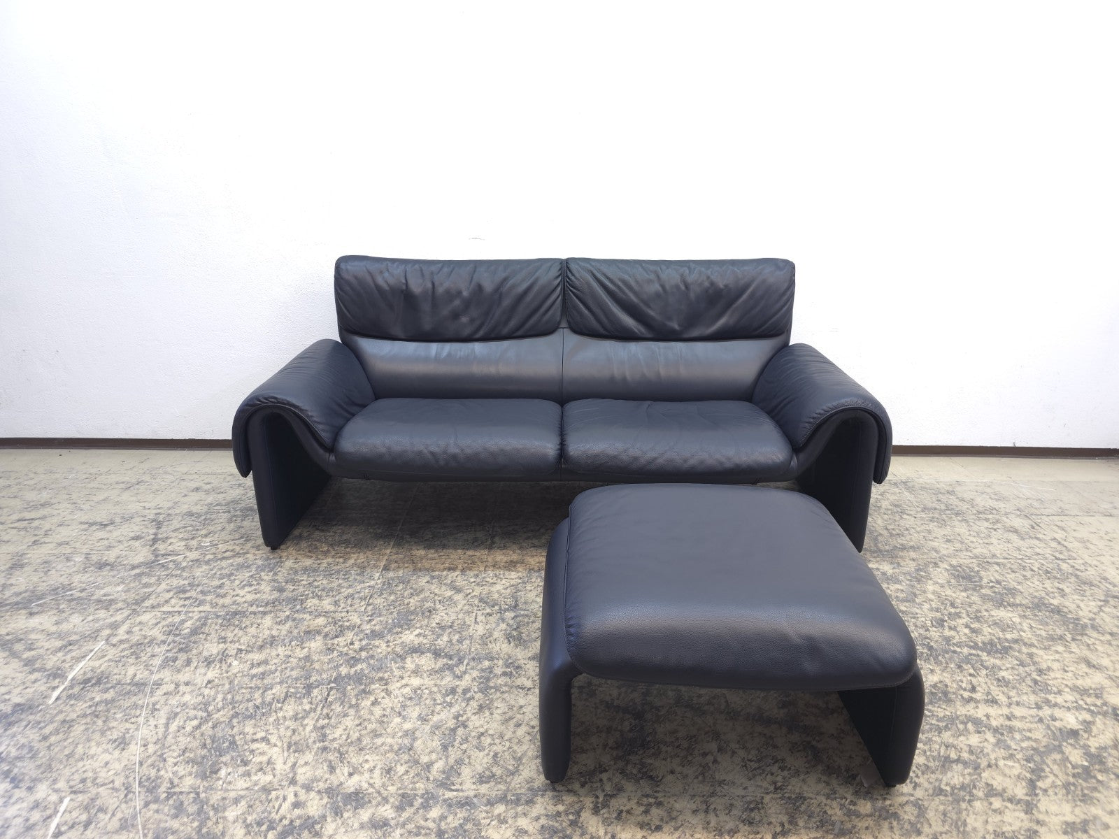 De Sede ds 2011 Designersofa Ledersofa Couch Desede Zweisitzer blau-De Sede-JSFurniture