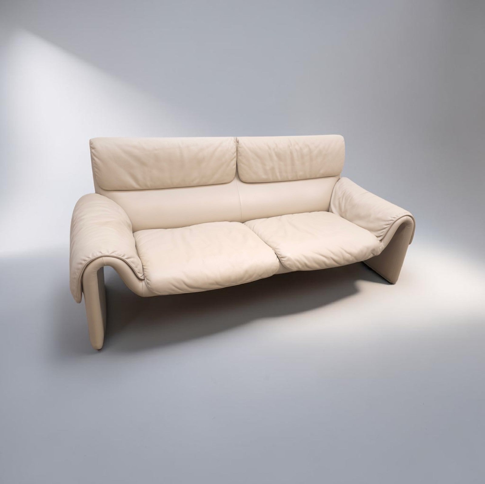 De Sede ds 2011 Designersofa Ledersofa Couch Desede beige Zweisitzer-De Sede-JSFurniture