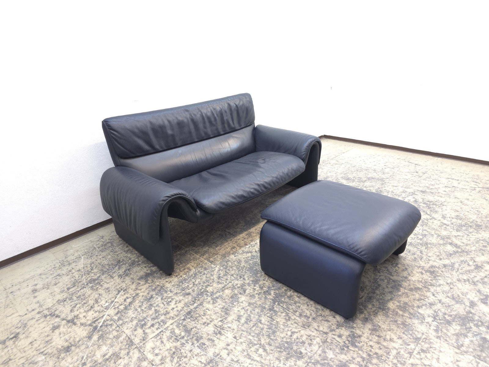 De Sede ds 2011 Garnitur Designersofa Ledersofa Couch Lederhocker desede blau-De Sede-JSFurniture
