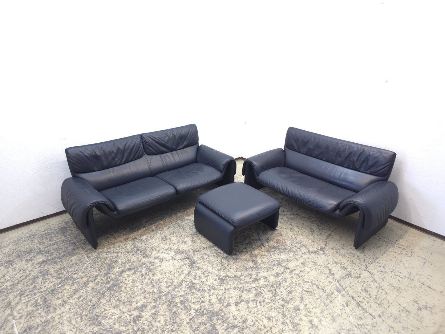 De Sede ds 2011 Garnitur Designersofa Ledersofa Couch Lederhocker desede blau-De Sede-JSFurniture