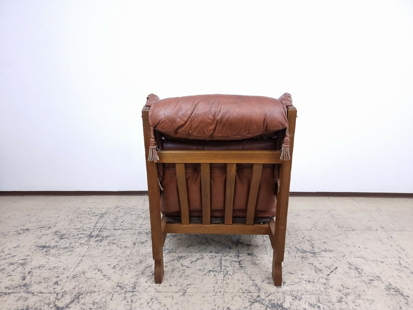 {{ product_title }} – {{ product_type }} von JS Furniture, Designer-Möbel gebraucht.