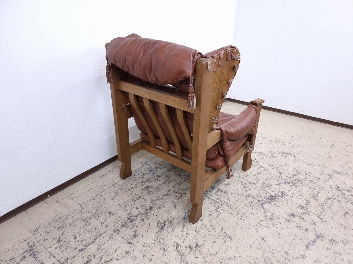 {{ product_title }} – {{ product_type }} von JS Furniture, Designer-Möbel gebraucht.