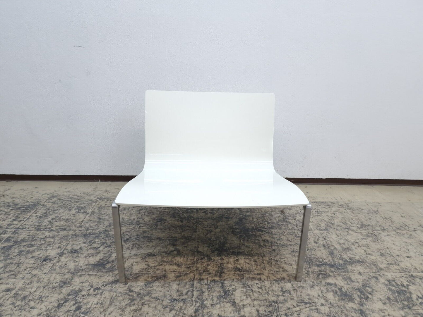 {{ product_title }} – {{ product_type }} von JS Furniture, Designer-Möbel gebraucht.
