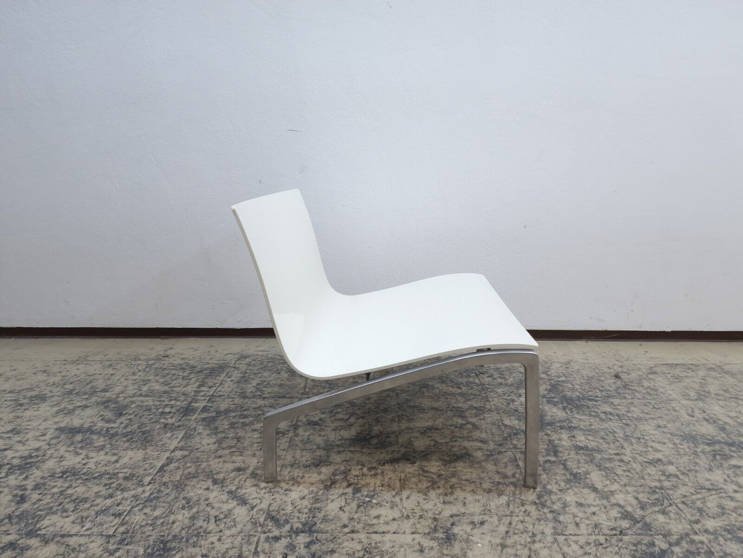 {{ product_title }} – {{ product_type }} von JS Furniture, Designer-Möbel gebraucht.