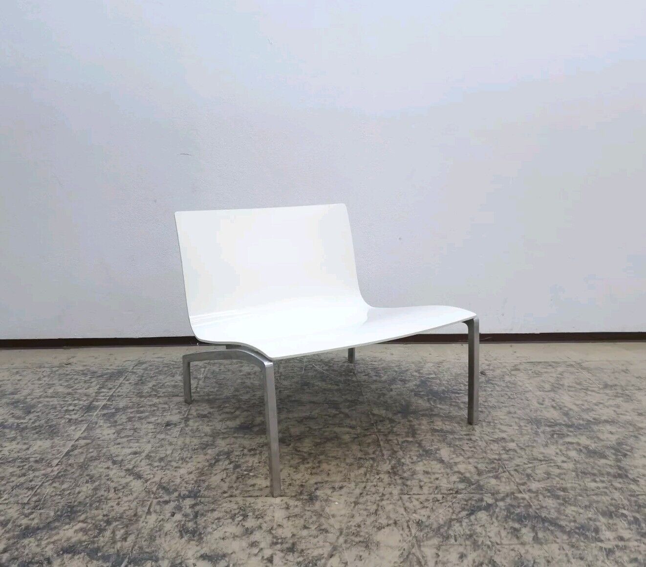 {{ product_title }} – {{ product_type }} von JS Furniture, Designer-Möbel gebraucht.