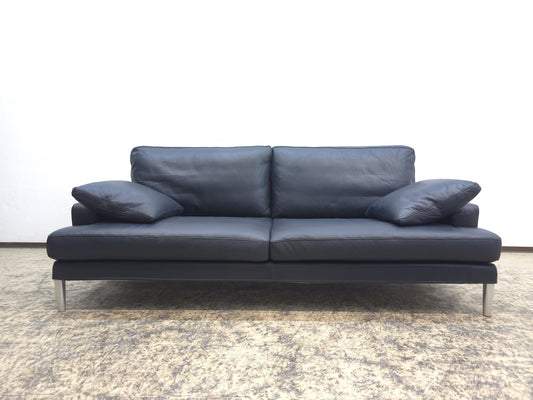 {{ product_title }} – {{ product_type }} von JS Furniture, Designer-Möbel gebraucht.