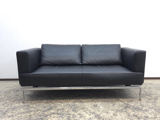 {{ product_title }} – {{ product_type }} von JS Furniture, Designer-Möbel gebraucht.