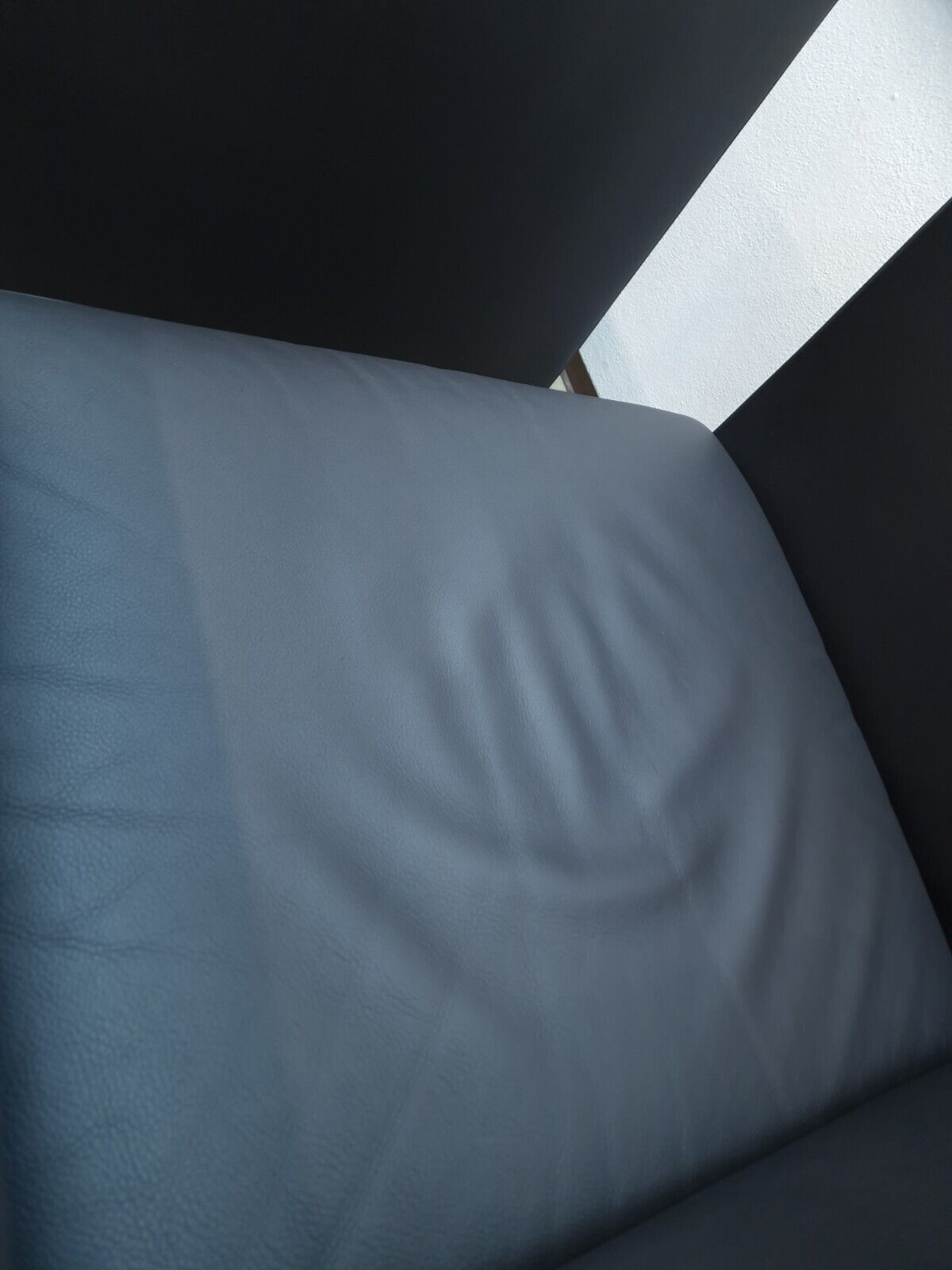 {{ product_title }} – {{ product_type }} von JS Furniture, Designer-Möbel gebraucht.