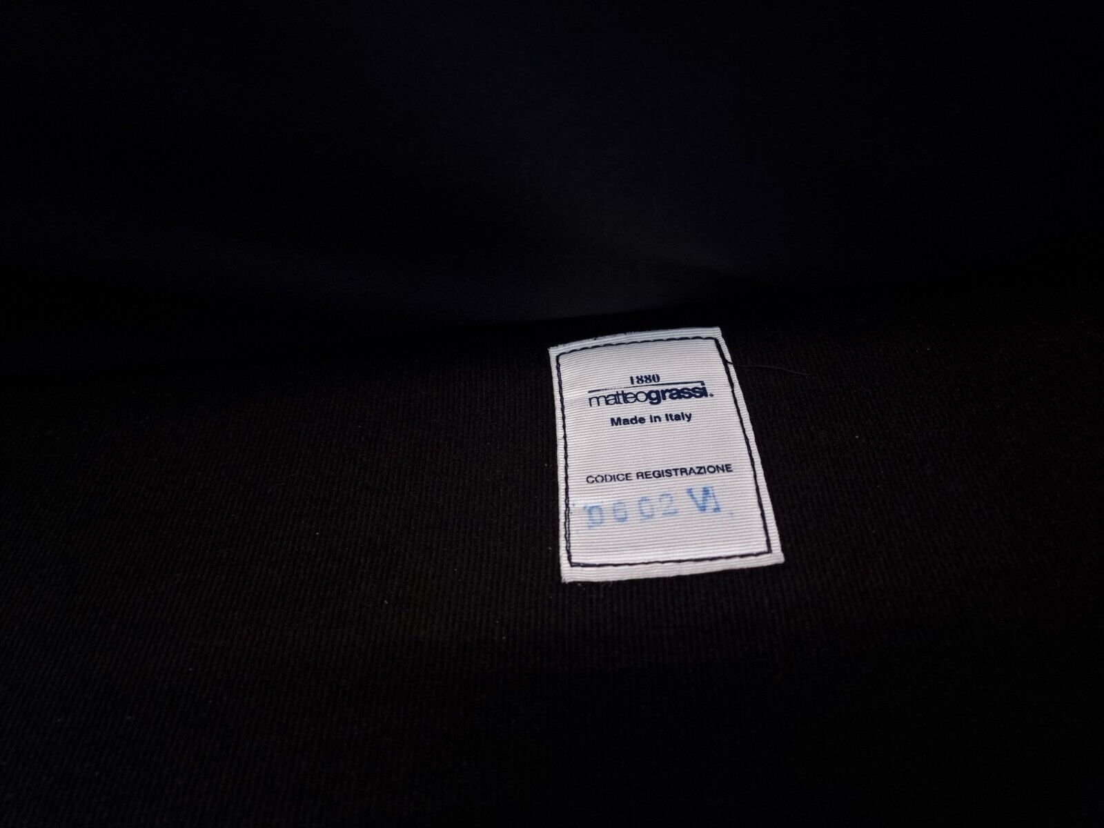 {{ product_title }} – {{ product_type }} von JS Furniture, Designer-Möbel gebraucht.