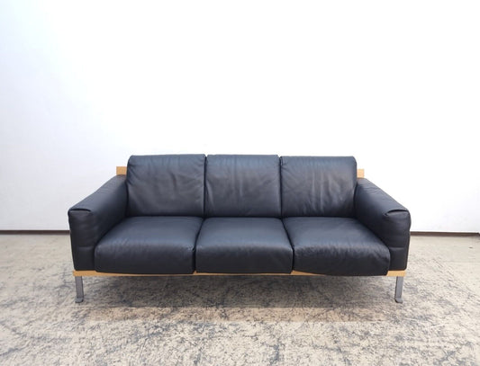 {{ product_title }} – {{ product_type }} von JS Furniture, Designer-Möbel gebraucht.