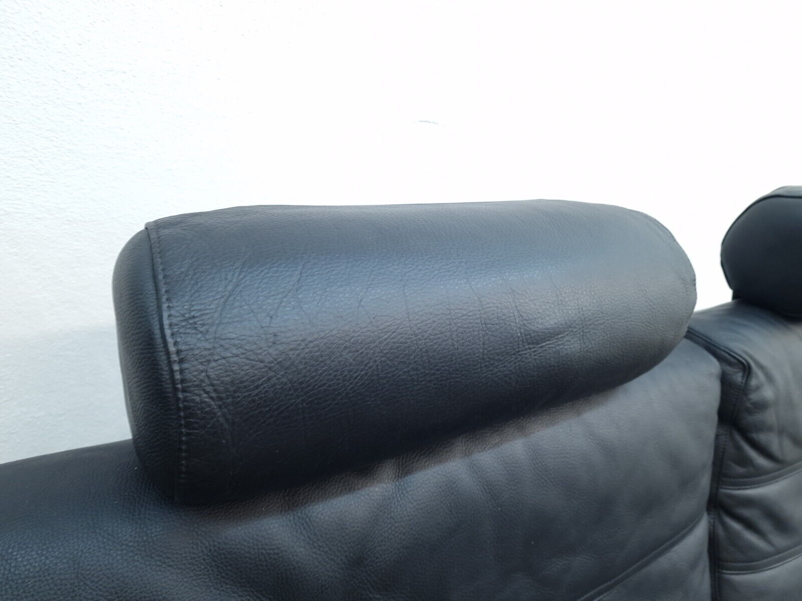 {{ product_title }} – {{ product_type }} von JS Furniture, Designer-Möbel gebraucht.
