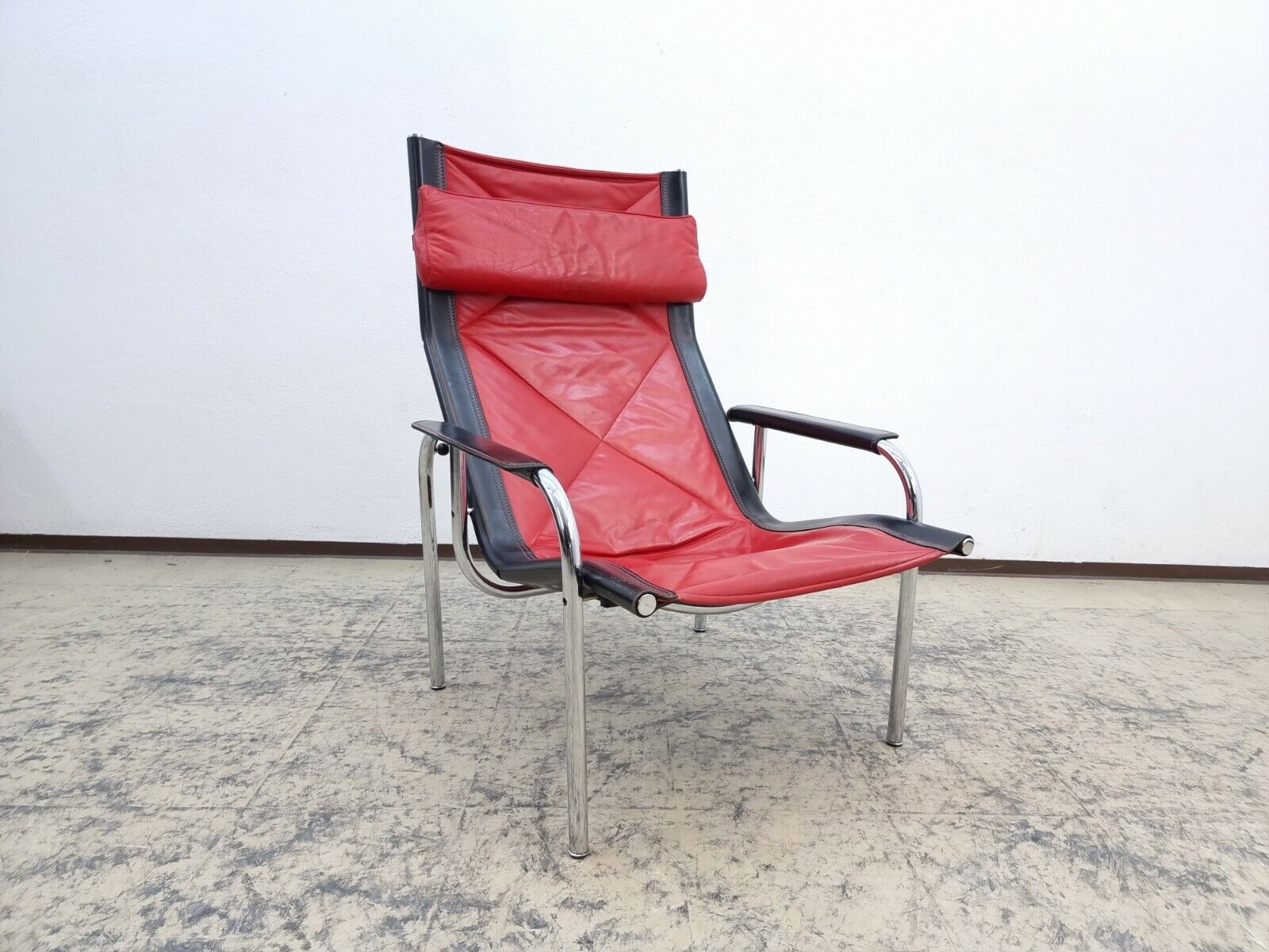 {{ product_title }} – {{ product_type }} von JS Furniture, Designer-Möbel gebraucht.