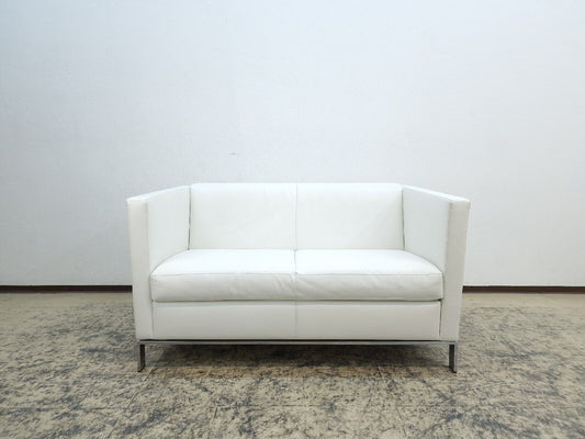 {{ product_title }} – {{ product_type }} von JS Furniture, Designer-Möbel gebraucht.